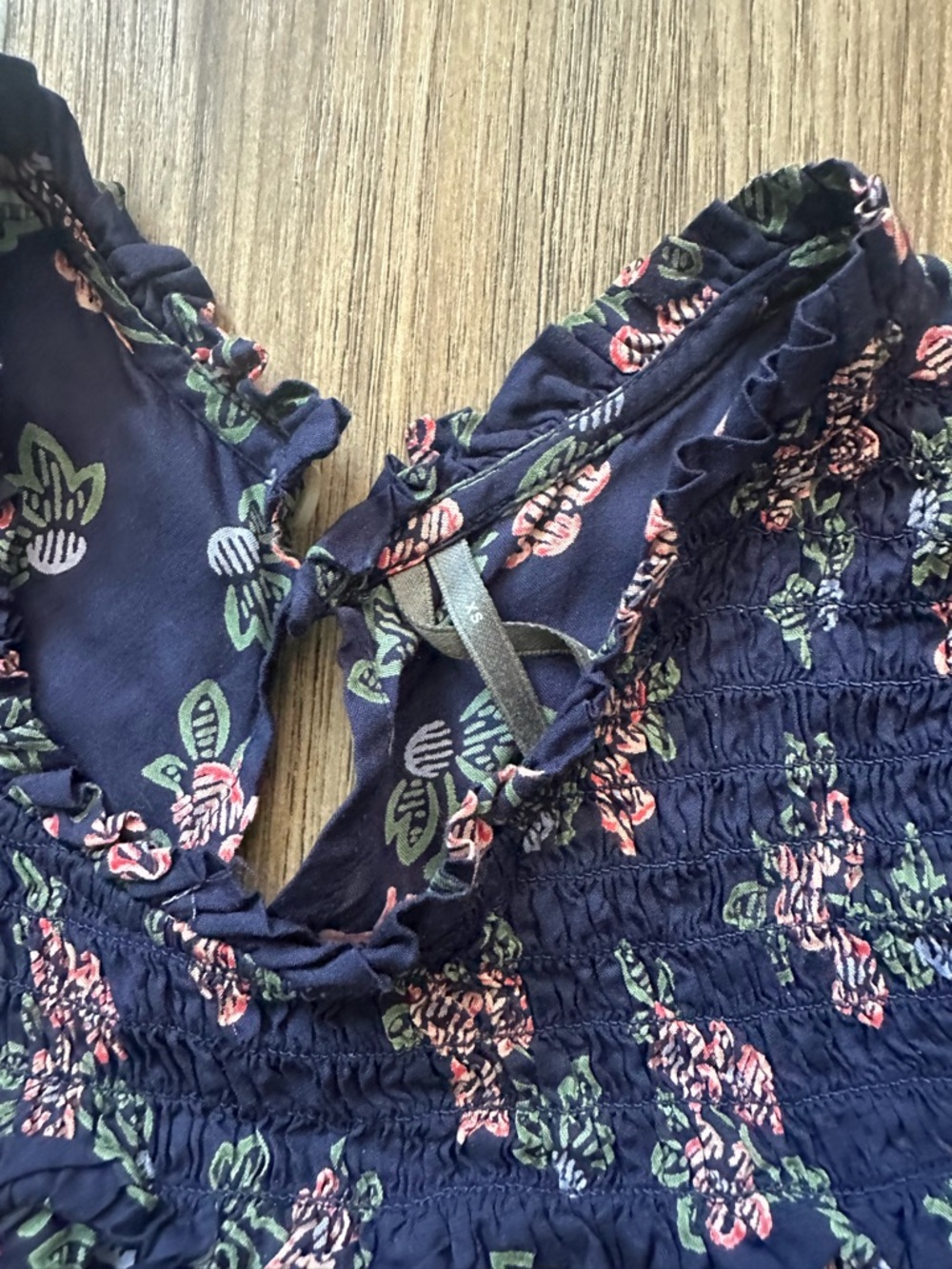 Anthropologie Darcy Smocked Sleep Top in Navy Blue Floral Lightweight pj. - Picture 4 of 5